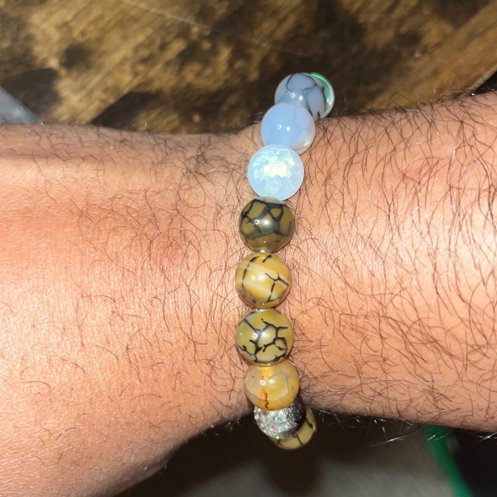Beaded bracelets - Picture 2 of 3